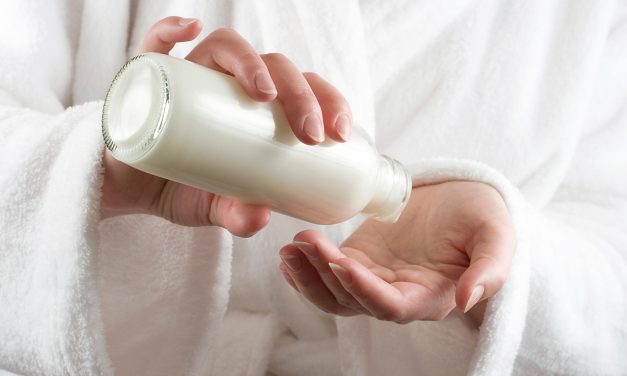 Moisturizers for aging skin 